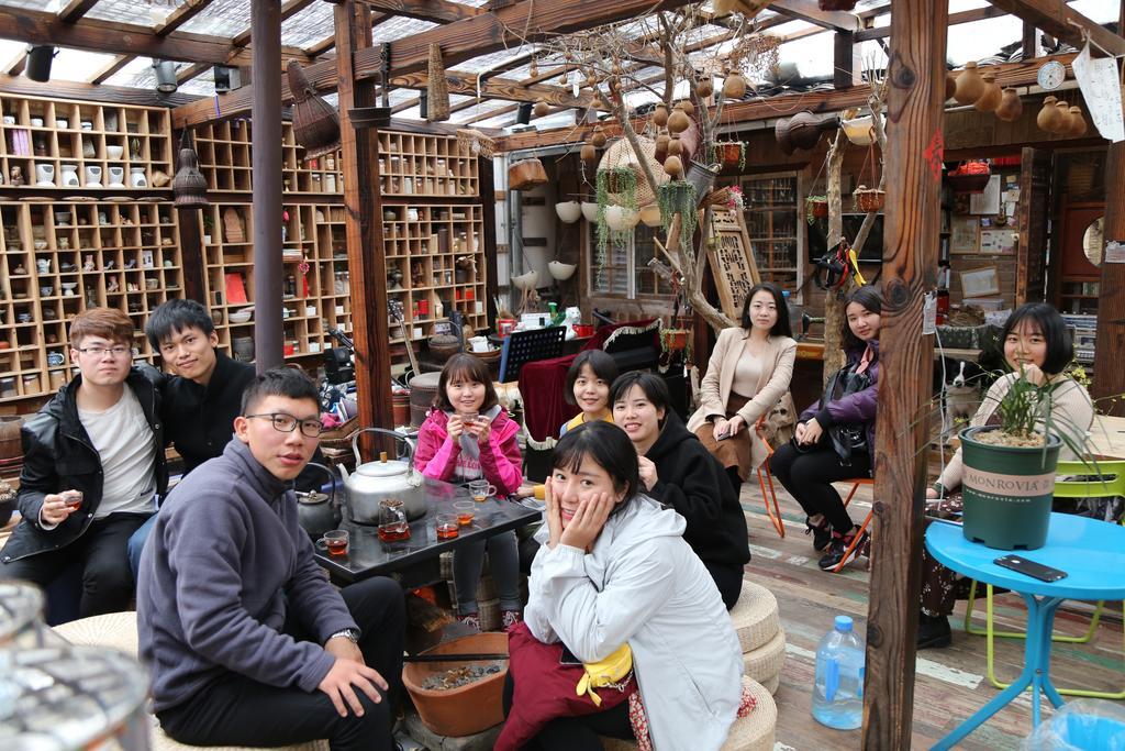 ชิง เหอ เยว่ โฮสเทล Yi (Anhui) ภายนอก รูปภาพ