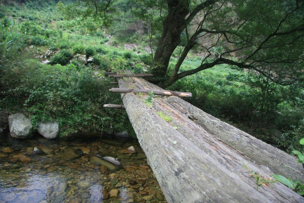 ชิง เหอ เยว่ โฮสเทล Yi (Anhui) ภายนอก รูปภาพ