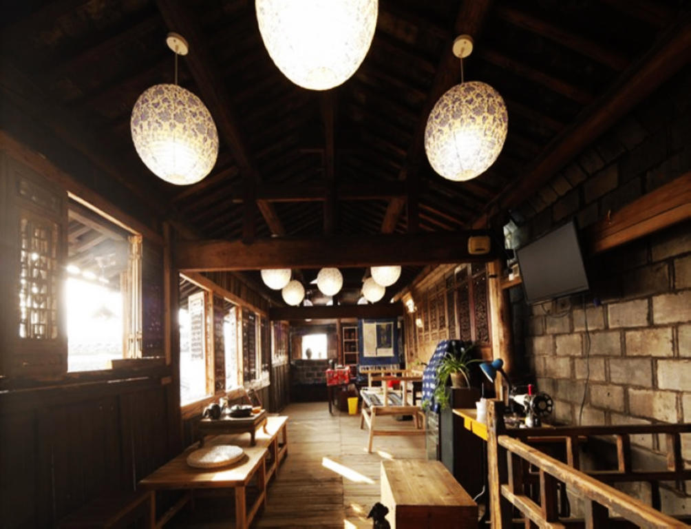 ชิง เหอ เยว่ โฮสเทล Yi (Anhui) ภายนอก รูปภาพ